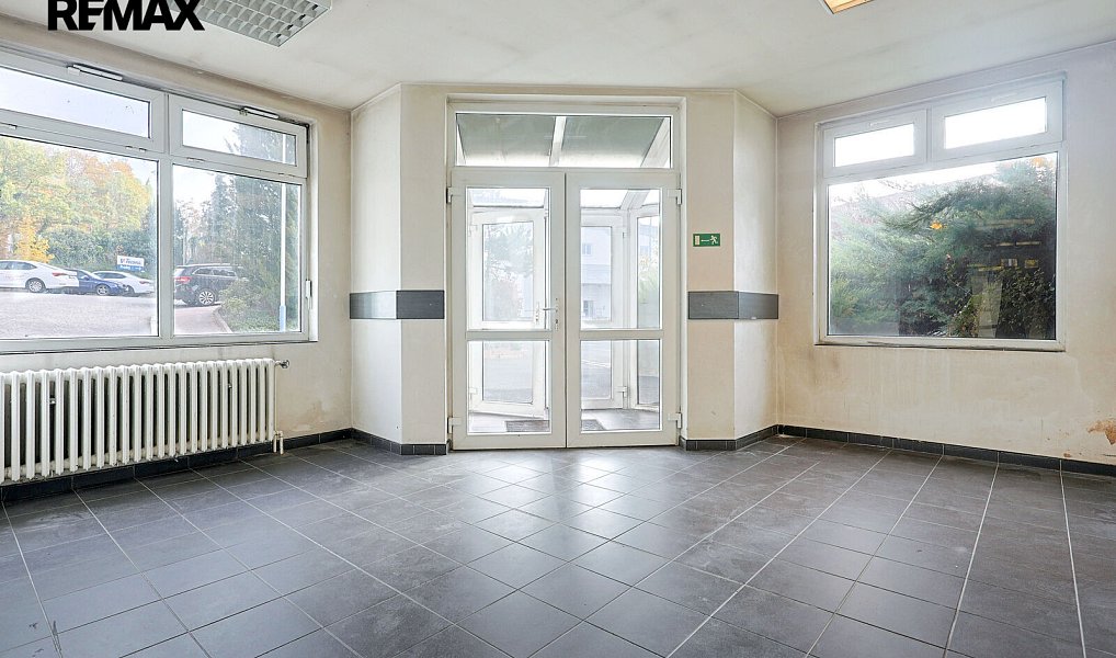 Pronájem obchodních prostor 150 m², Plzeň – náhled fotky 3