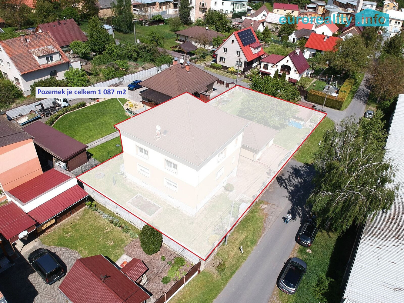 Prodej domu 240 m² s pozemkem 1 087 m²