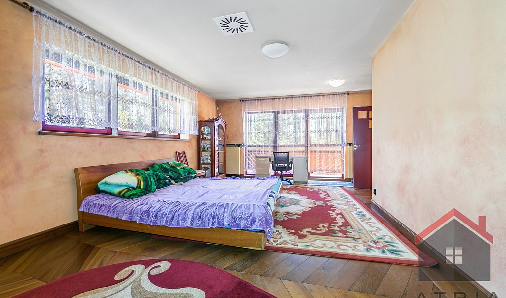 Prodej domu 275 m² s pozemkem 587 m², Plzeň – náhled fotky 16