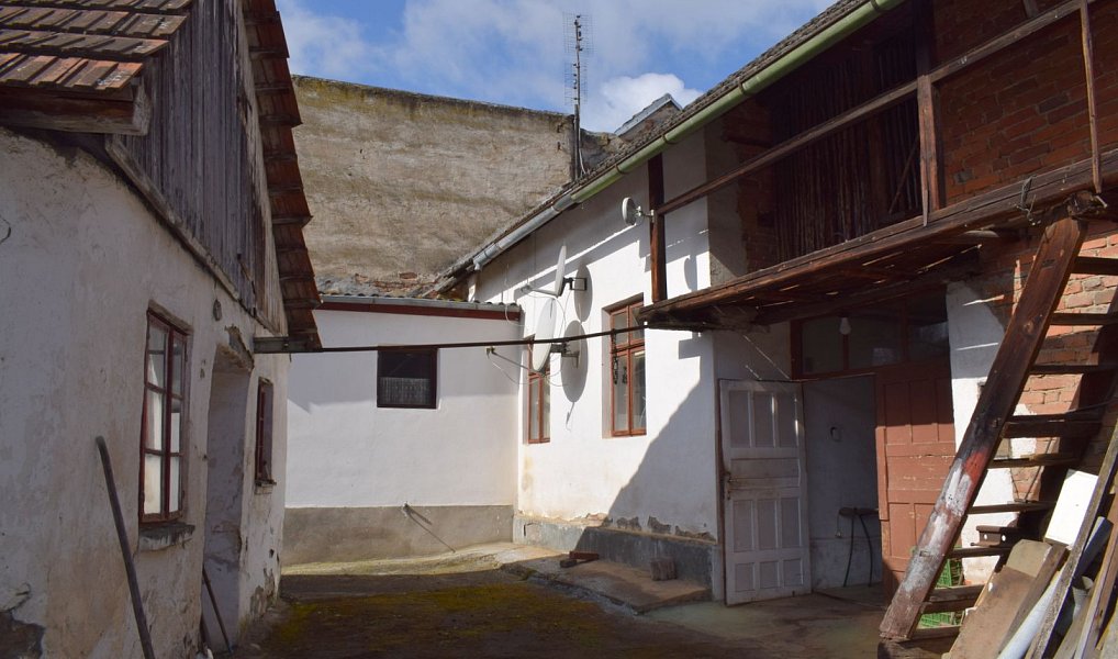 Prodej domu 180 m² s pozemkem 374 m², Volyně – náhled fotky 22