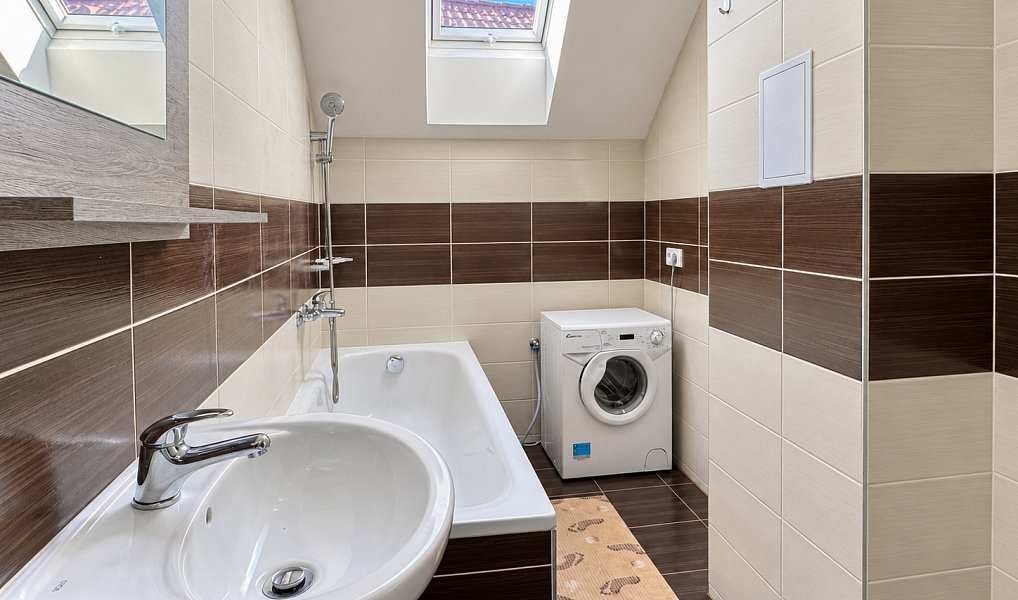 Pronájem bytu 3+kk 74 m², Praha – náhled fotky 2