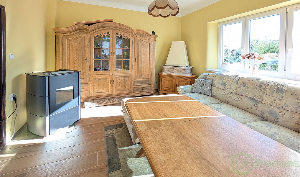 Prodej domu 216 m² s pozemkem 2 040 m², Dobřenice – náhled fotky 8