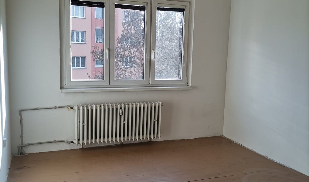 Pronájem bytu 2+1 56 m², Bílina – náhled fotky 2