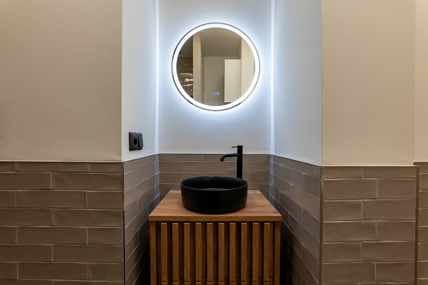 Prodej bytu 2+kk 44 m² — photo 2