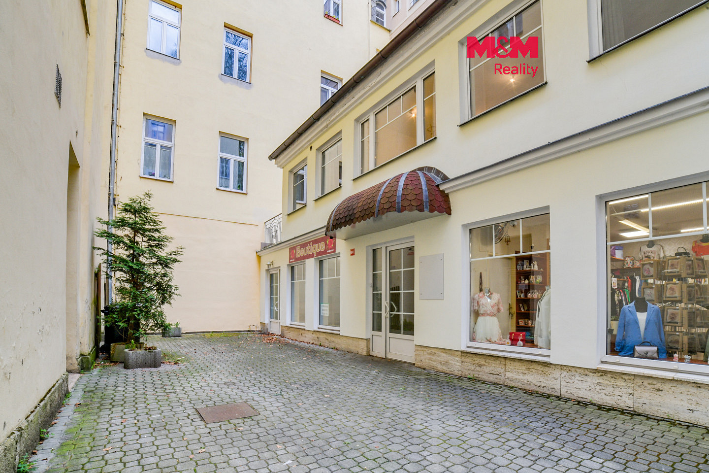 Pronájem obchodních prostor 35 m²