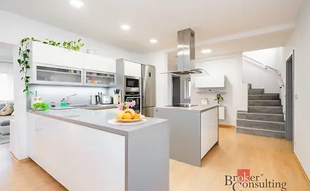 Prodej domu 268 m² s pozemkem 708 m², Bolebořská, Praha 8 - Dolní Chabry