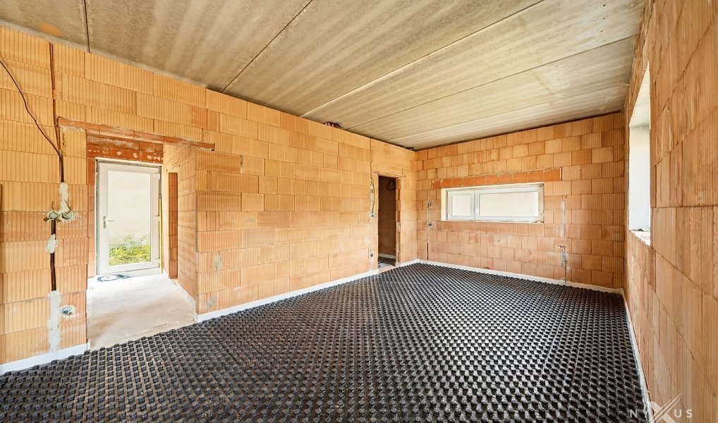 Prodej domu 150 m² s pozemkem 788 m², Peruc – náhled fotky 4