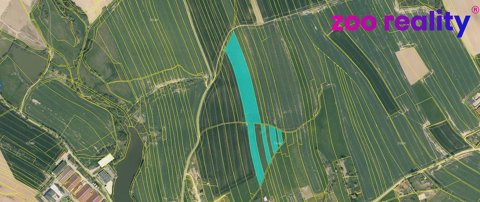 Prodej pole 8 927 m²