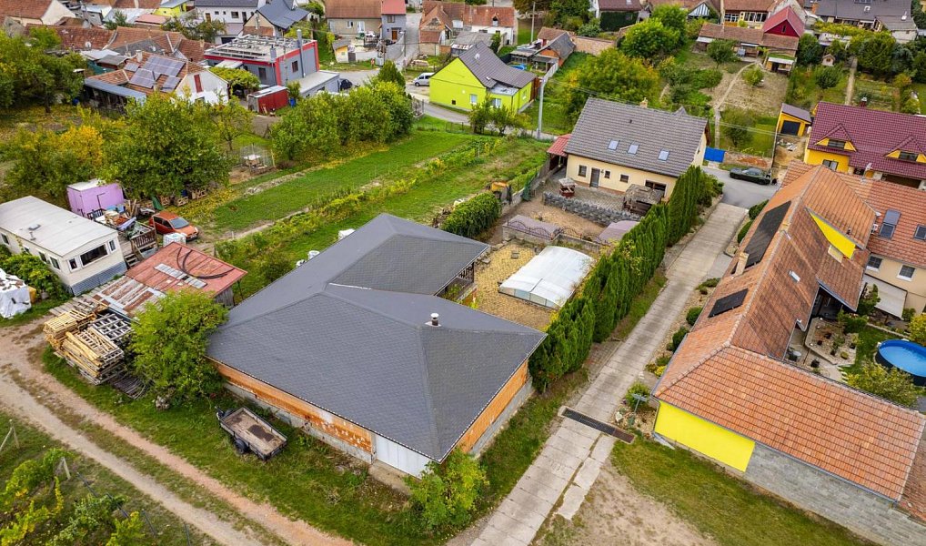 Prodej domu 282 m² s pozemkem 3 202 m², Křepice – náhled fotky 7