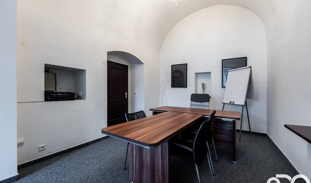 Pronájem kanceláře 193 m², Kolín – náhled fotky 15