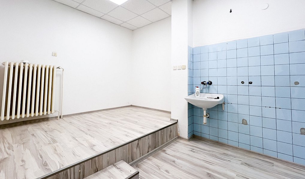 Pronájem obchodních prostor 60 m², Kopřivnice – náhled fotky 6