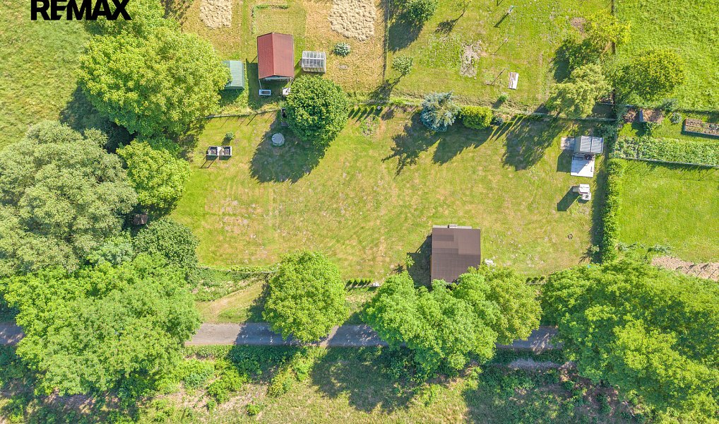 Prodej stavebního pozemku 735 m², Mukařov – náhled fotky 2