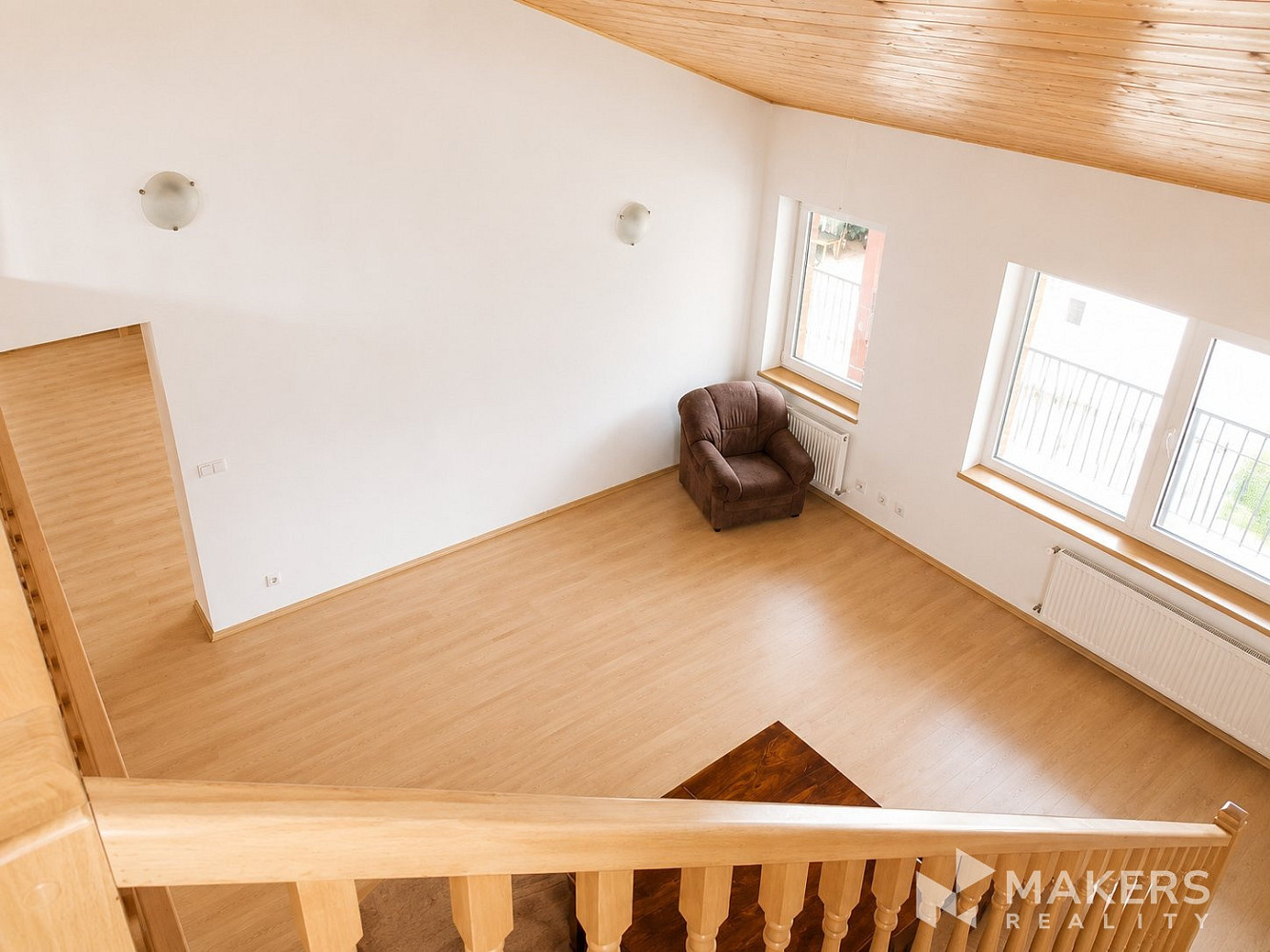 Pronájem bytu atypického 160 m² – fotografie 4