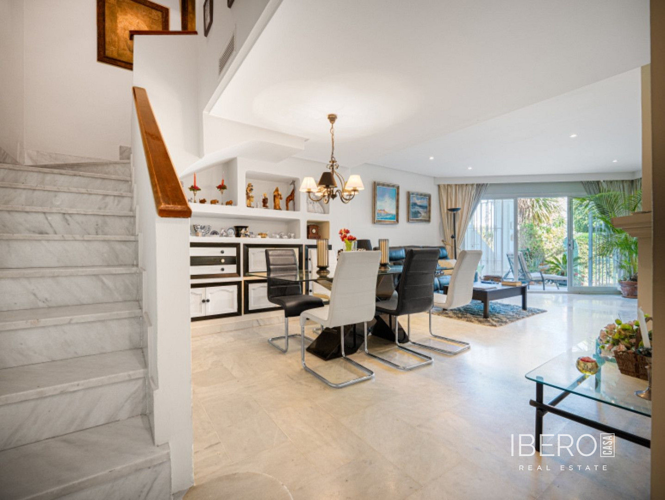 Casa 4+kk – Málaga, Vistafranca, Carretera de Cádiz - Vista 2