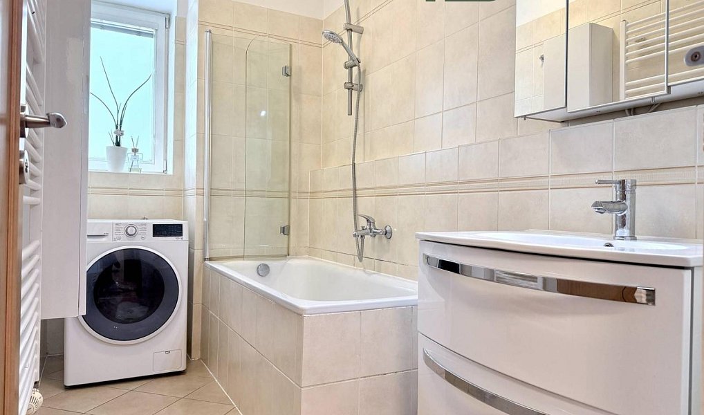 Prodej bytu 3+kk 63 m², Praha – náhled fotky 8