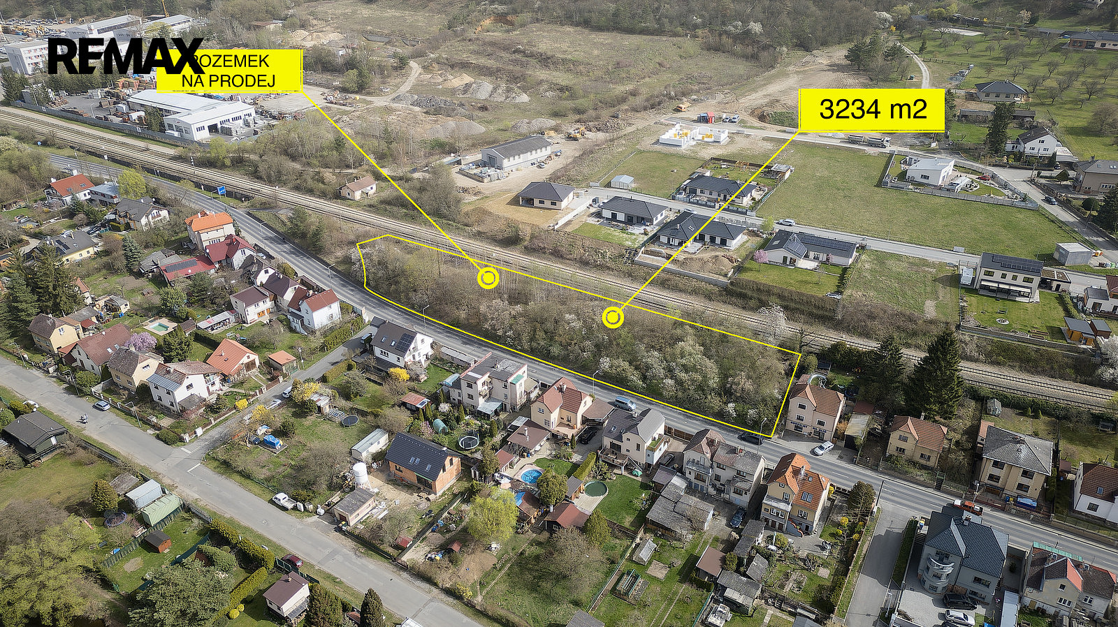 Prodej komerčního pozemku 3 234 m²