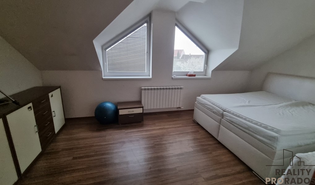 Pronájem domu 210 m² s pozemkem 500 m², Rohatec – náhled fotky 7