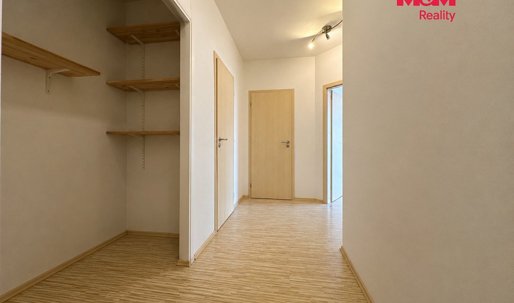 Prodej bytu 3+kk 75 m², Veleň – náhled fotky 10