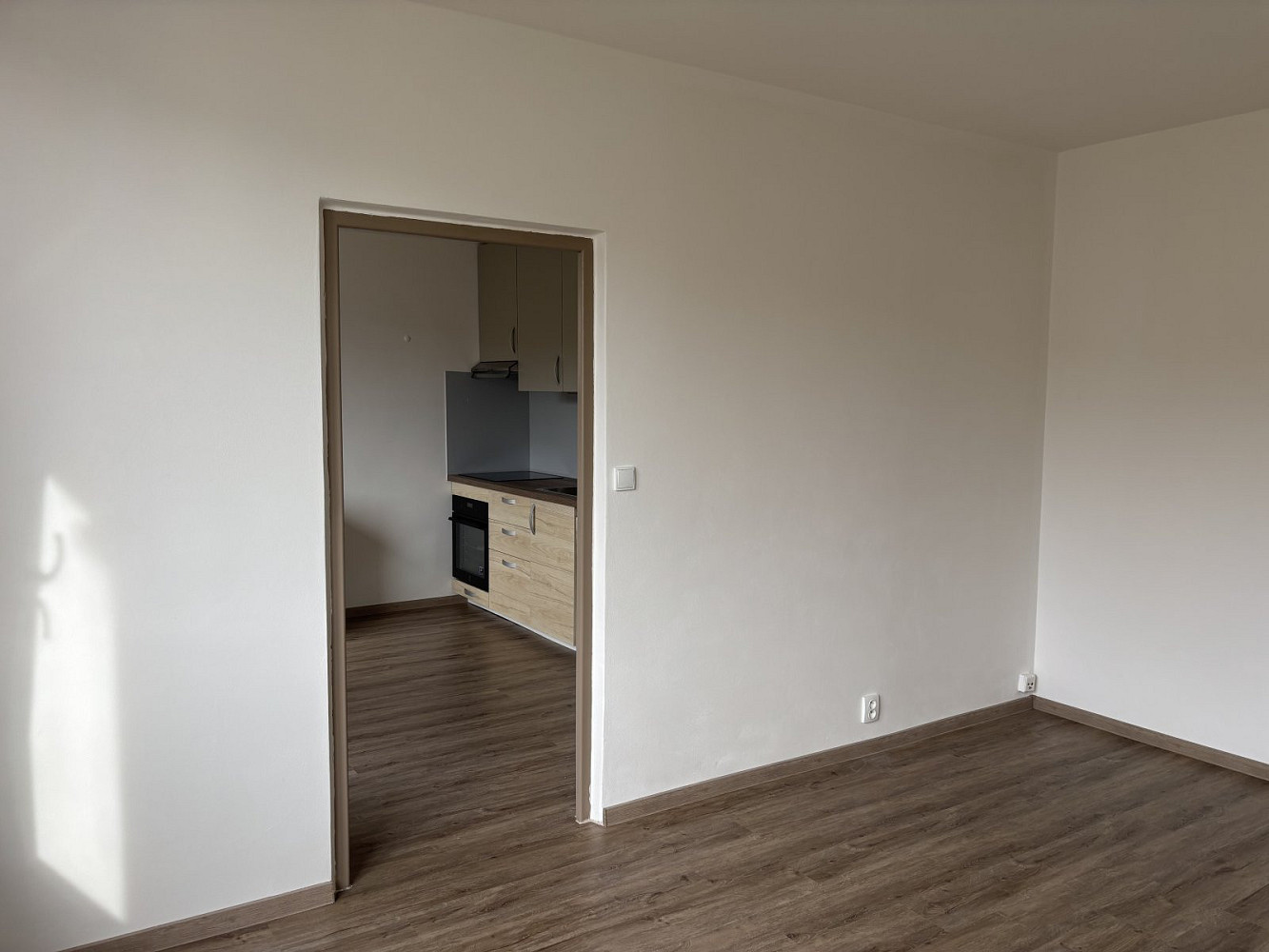 Pronájem bytu 1+1 36 m² – pohled 3
