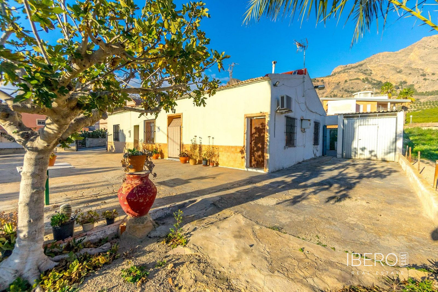 Prodej domu 267 m² s pozemkem 850 m²