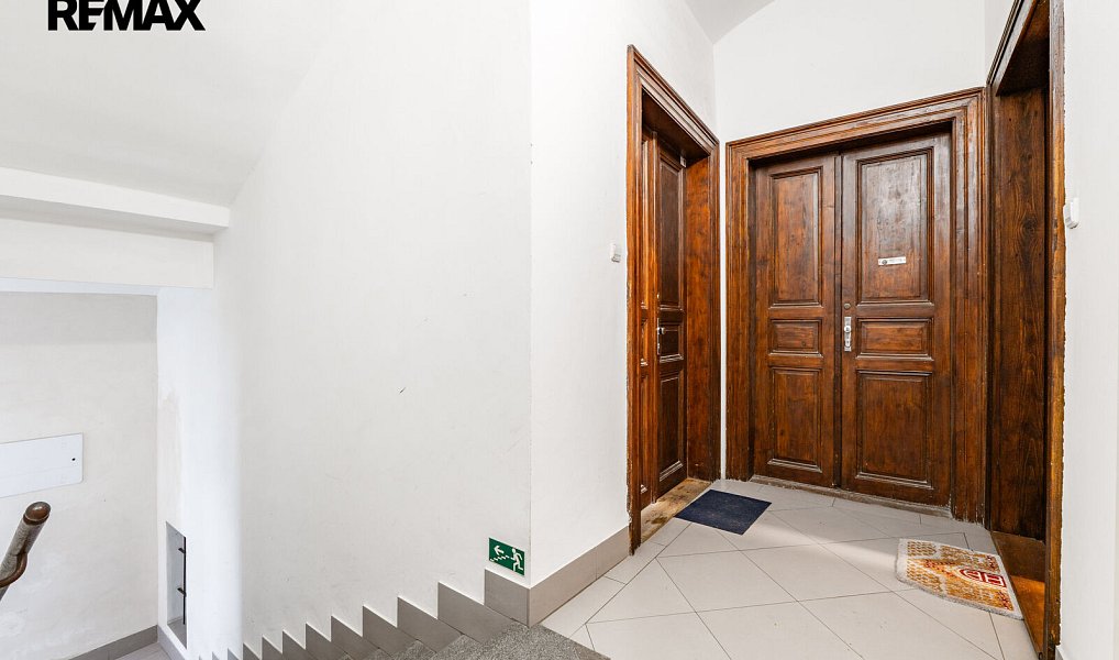 Pronájem bytu 2+1 86 m², Praha – náhled fotky 19