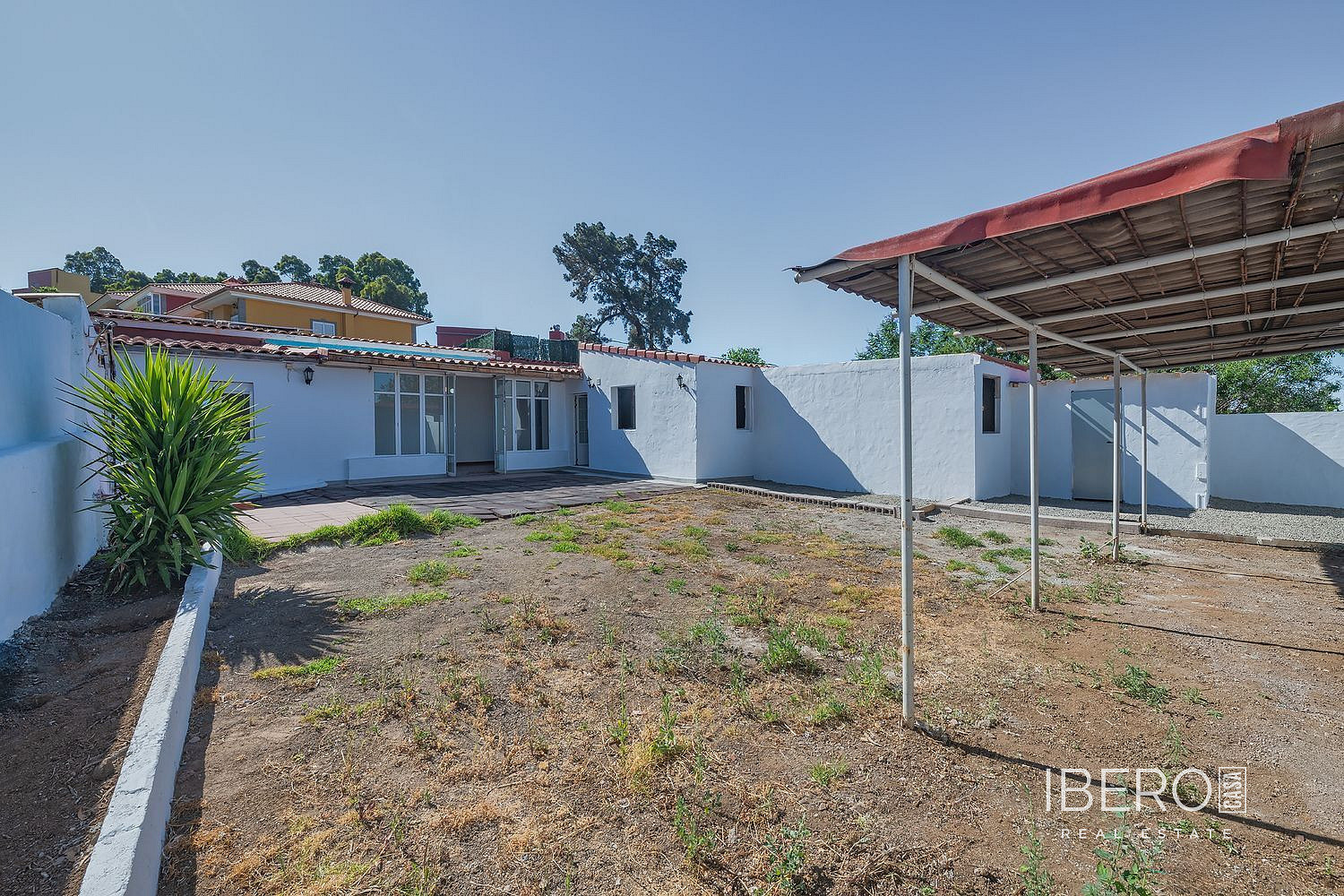 Prodej domu 350 m² s pozemkem 350 m²