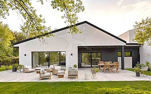 Prodej domu 250 m² s pozemkem 954 m², Neratovická, Kojetice, okres Mělník