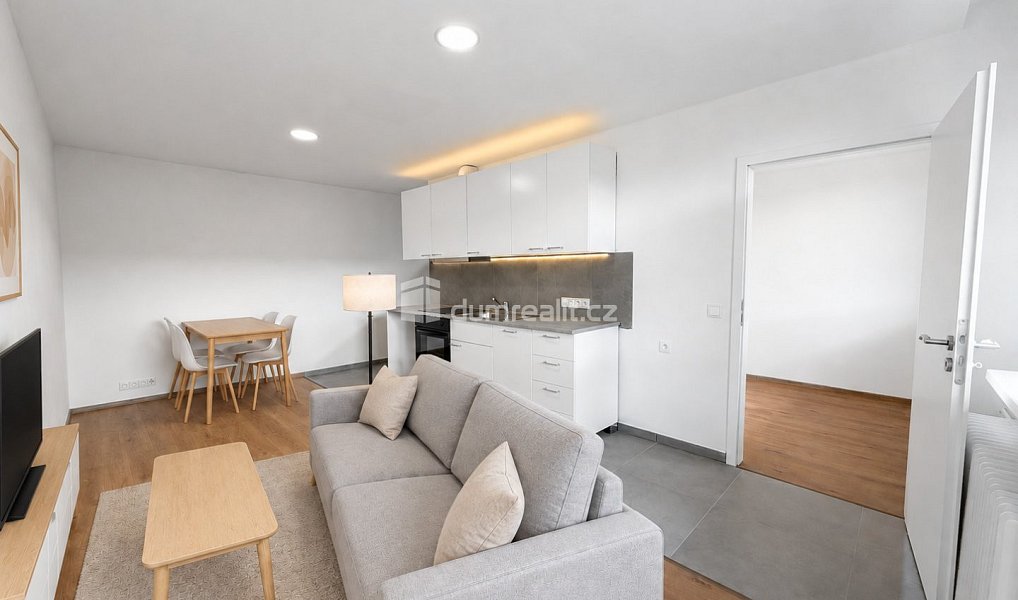 Pronájem bytu 2+kk 35 m², Most – náhled fotky 2