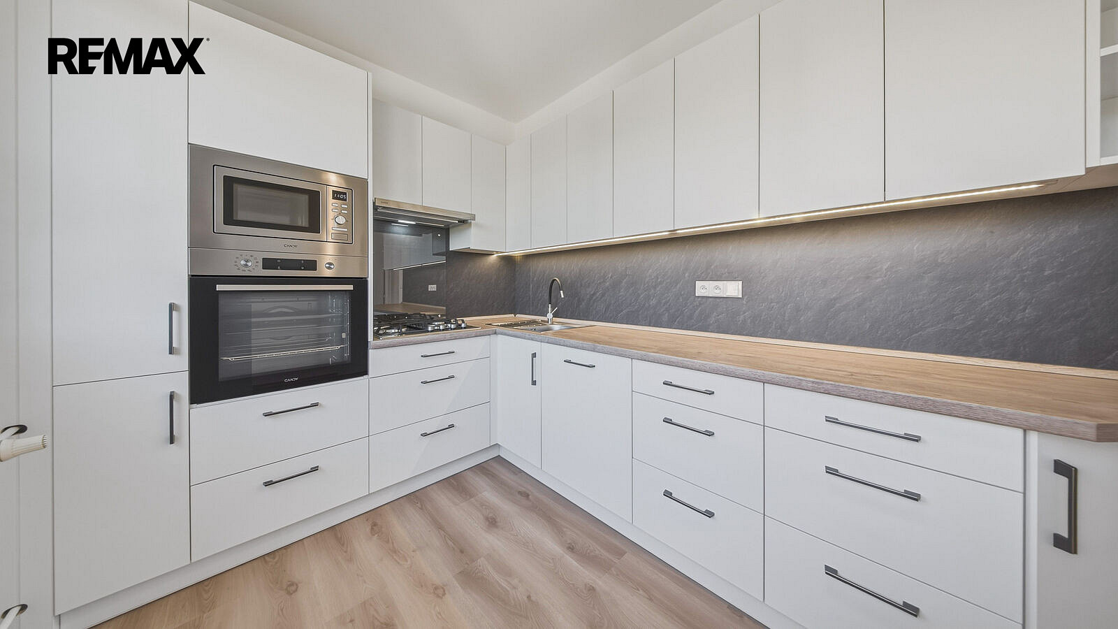 Prodej bytu 2+1 56 m² – fotografie 5
