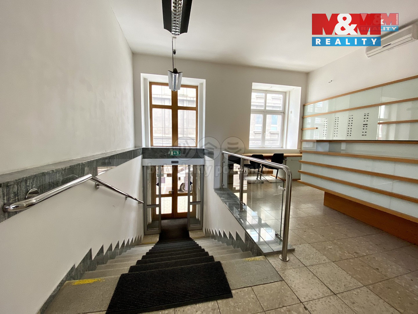 Pronájem kanceláře 127 m² — photo 3