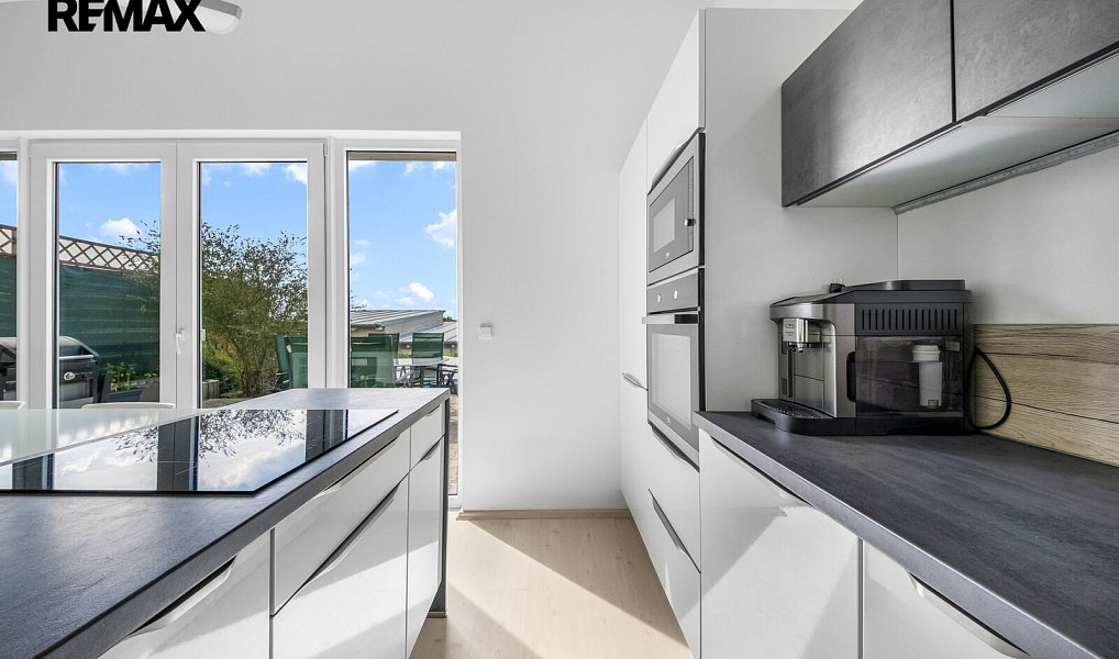 Prodej domu 83 m² s pozemkem 375 m², Tehov – náhled fotky 4