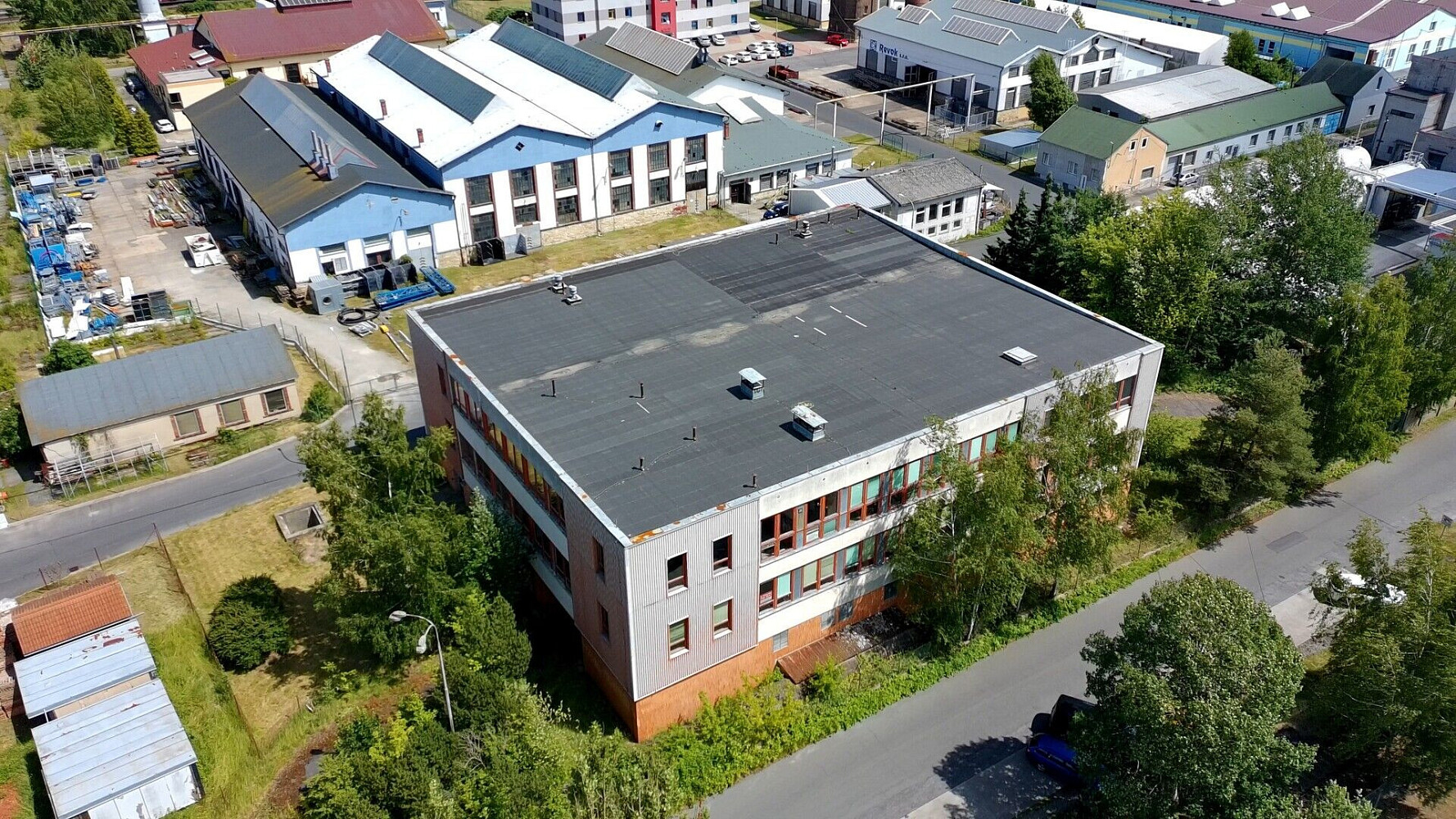 Prodej skladovacích prostor 3 000 m² – fotografie 4