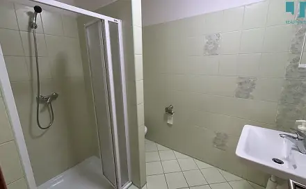 Pronájem bytu 1+kk 30 m², Jemnická, Dačice - Dačice III, okres Jindřichův Hradec