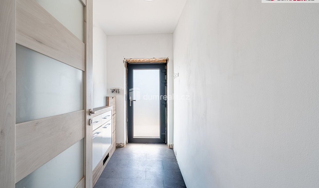Prodej domu 159 m² s pozemkem 1 060 m², Záluží – náhled fotky 21
