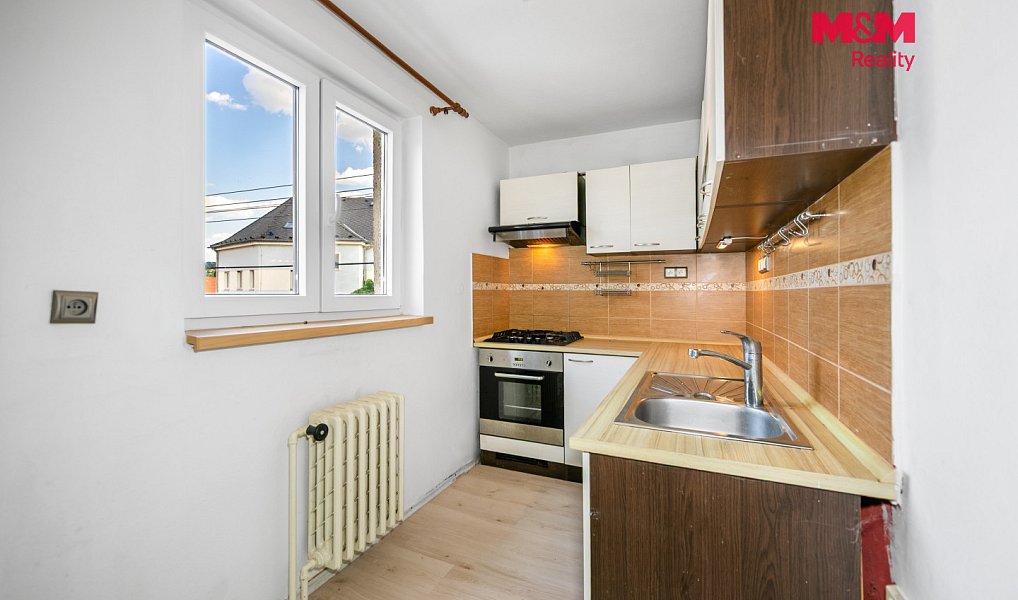 Prodej domu 200 m² s pozemkem 616 m², Plasy – náhled fotky 6