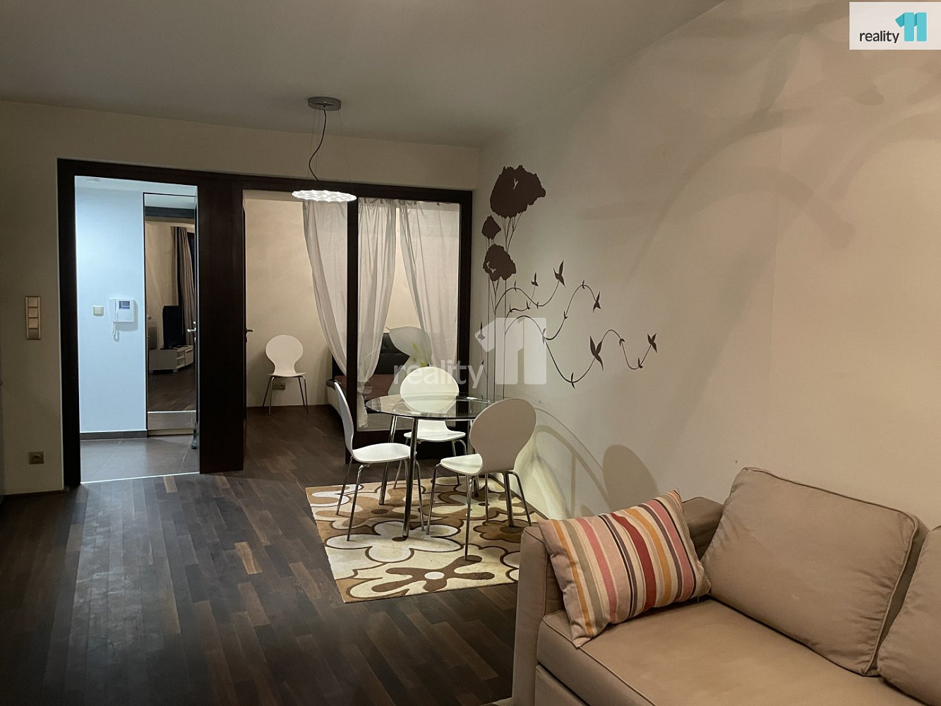 Pronájem bytu 2+kk 46 m² – fotografie 5