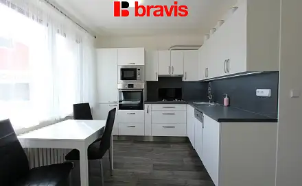 Pronájem bytu 1+1 37 m², Štouračova, Brno - Bystrc