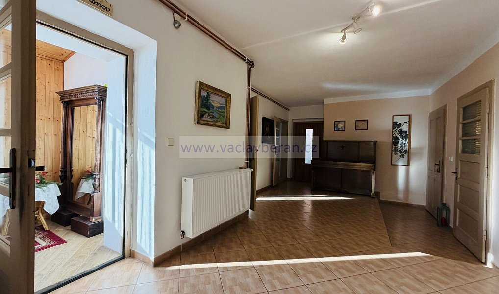 Prodej domu 378 m² s pozemkem 1 656 m², Litomyšl – náhled fotky 7
