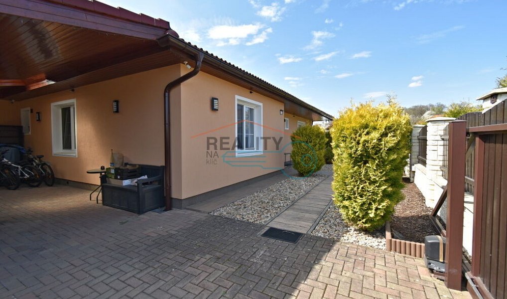 Prodej domu 137 m² s pozemkem 1 035 m², Pětihosty – náhled fotky 6