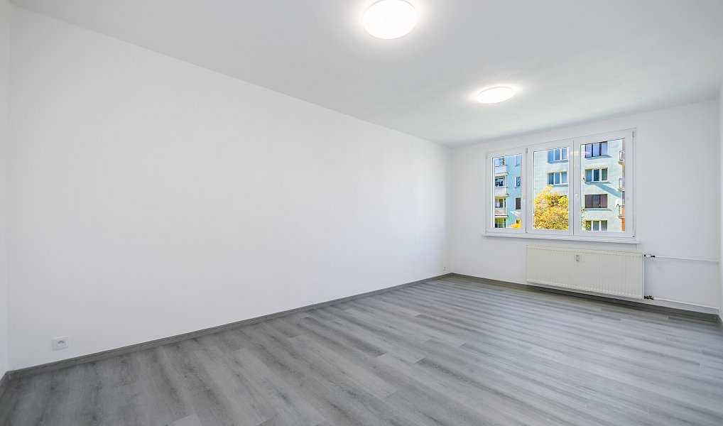 Prodej bytu 2+1 60 m², Planá – náhled fotky 13
