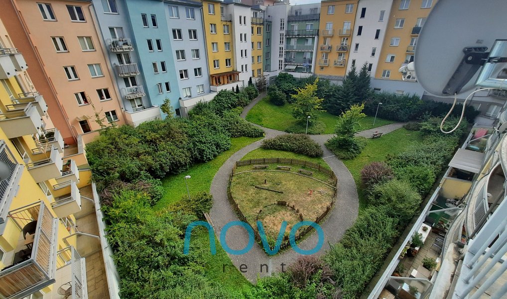 Pronájem bytu 3+kk 73 m², Praha – náhled fotky 2