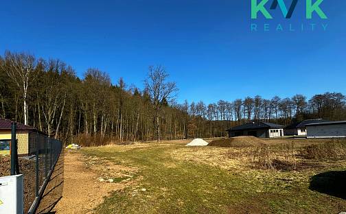 Prodej stavebního pozemku 1 235 m², Nová Role, okres Karlovy Vary