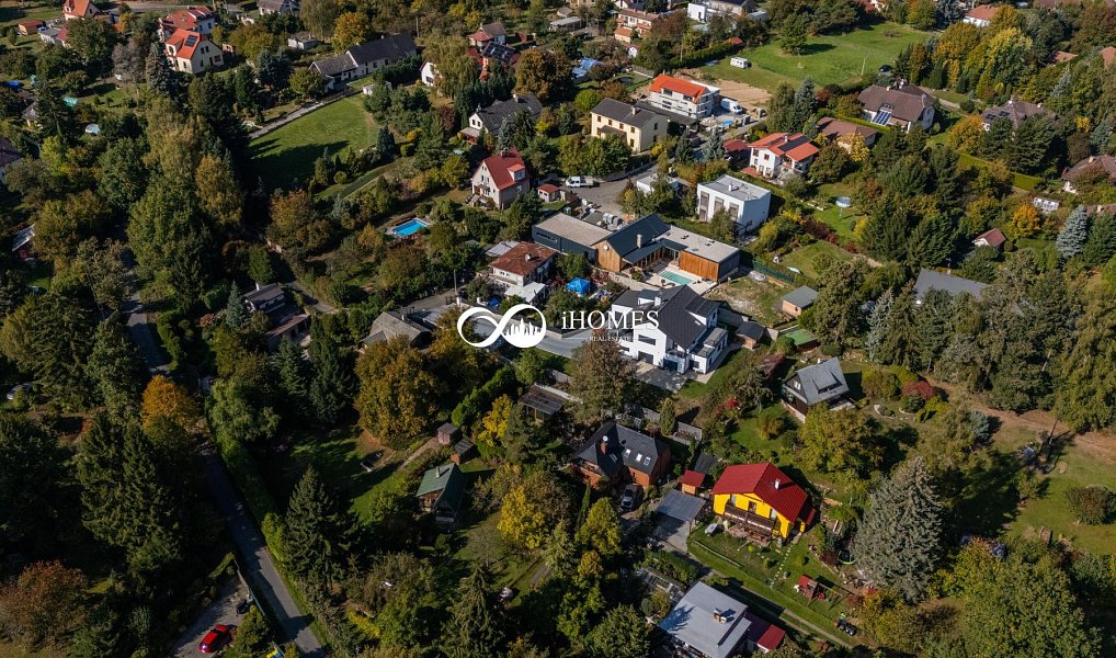 Prodej domu 340 m² s pozemkem 1 130 m², Kunice – náhled fotky 11