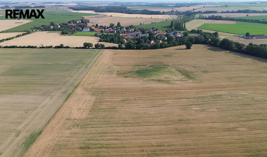 Prodej pole 124 227 m², Suchdol – náhled fotky 5