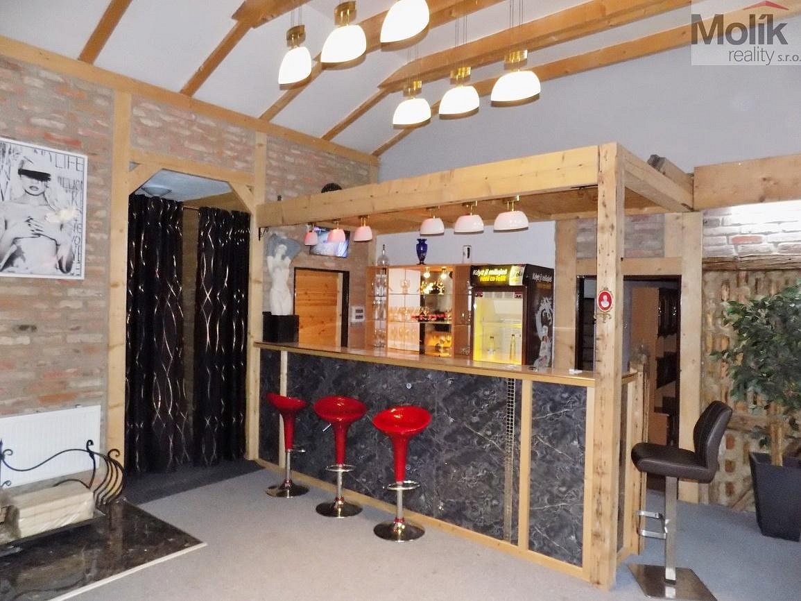 Prodej ubytovacího objektu 325 m²