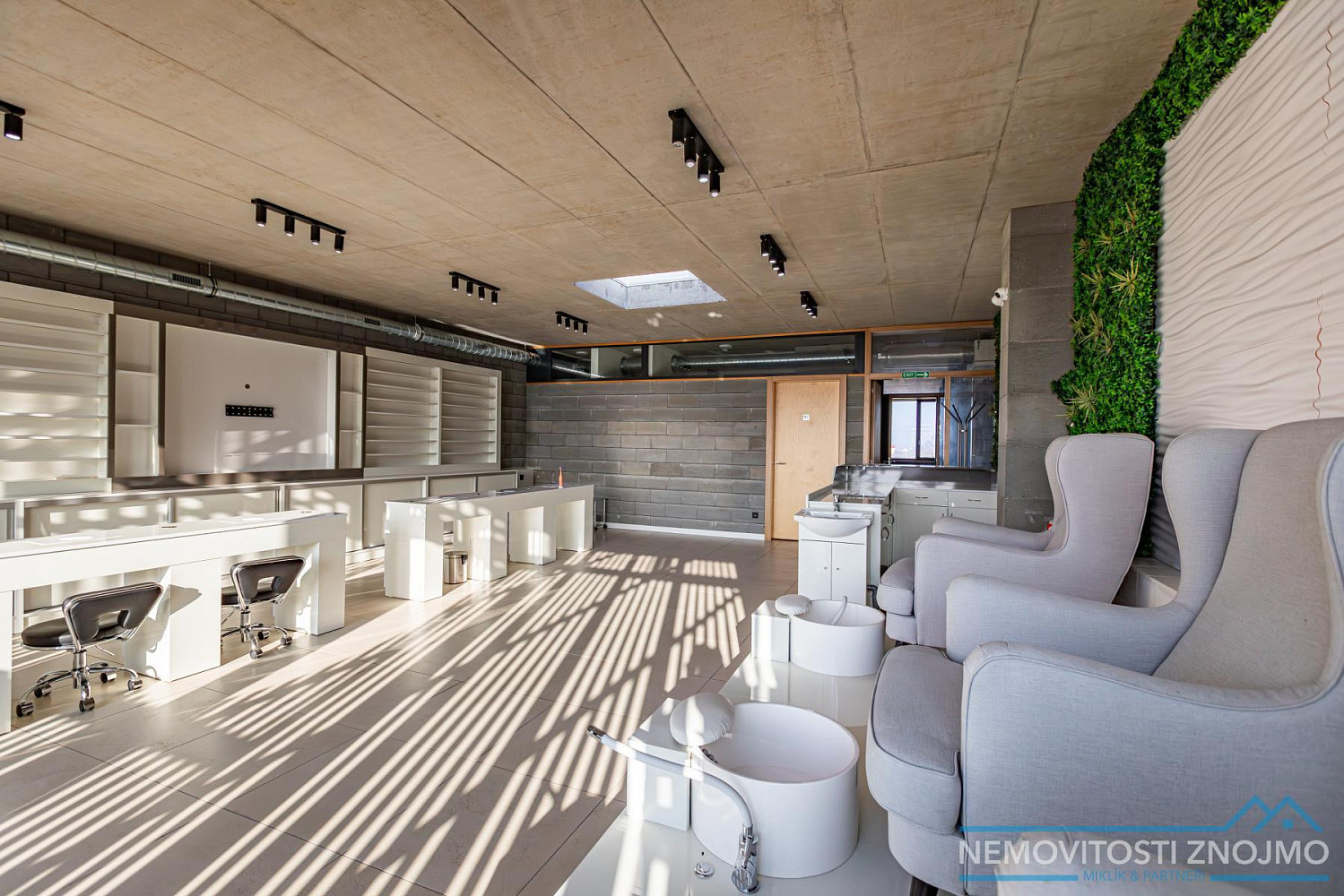 Pronájem obchodních prostor 72 m² – fotografie 3