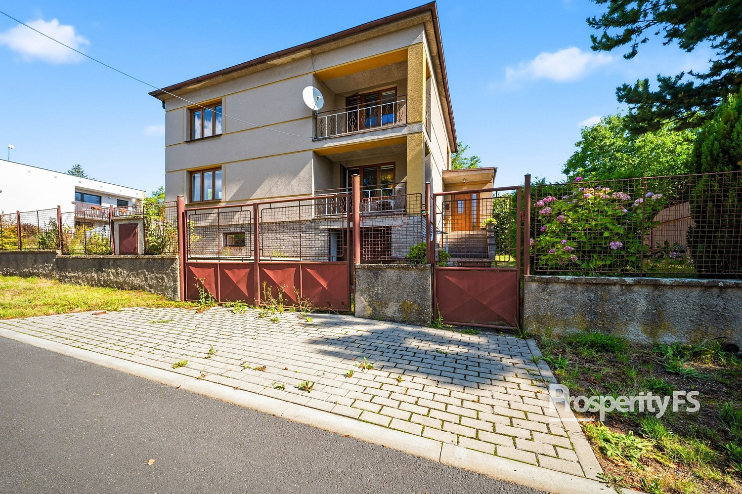 Prodej domu 175 m² s pozemkem 761 m² – fotografie 3