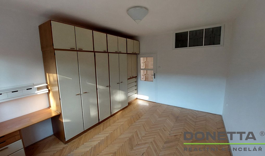 Pronájem bytu 3+1 88 m², Hradec Králové – náhled fotky 6