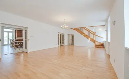 Pronájem bytu 4+1 205 m², Italská, Praha 2 - Vinohrady
