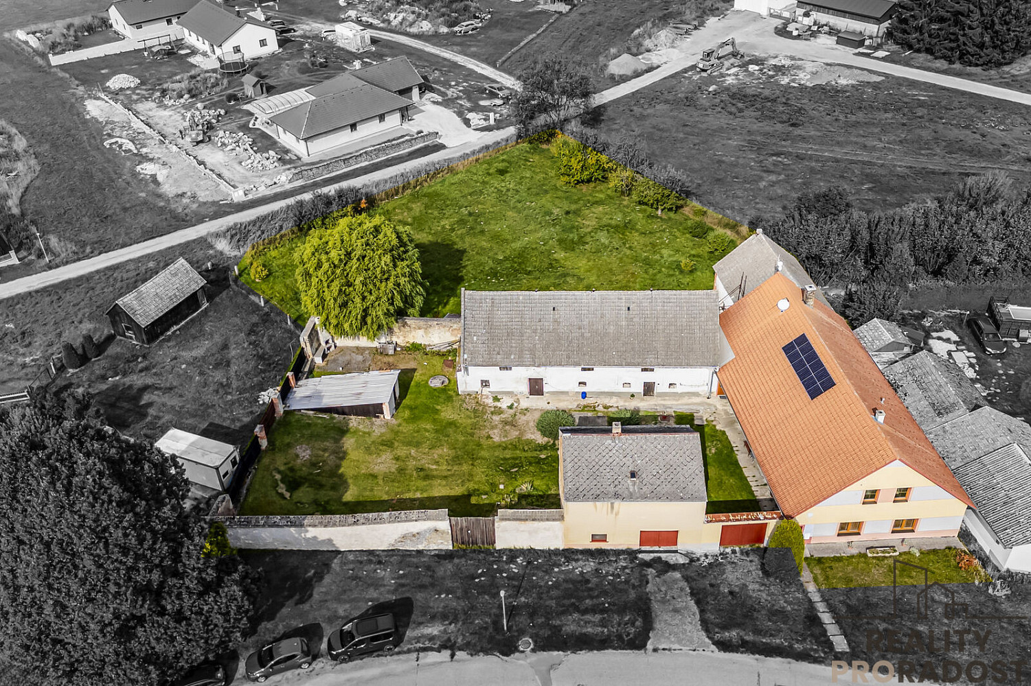 Prodej domu 176 m² s pozemkem 1 427 m²